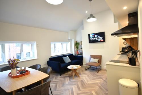 Gallery image of CITYeSCAPE - 2BR Top Floor Penthouse NQ in Manchester