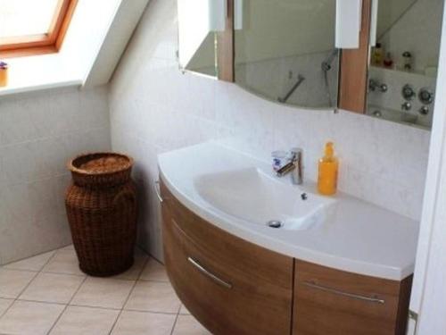 Ένα μπάνιο στο Ferienwohnung Karin Schindler