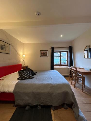 Postel nebo postele na pokoji v ubytování Auberge du Val d'Aisne