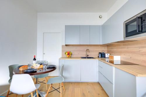Bluestay 48 - Superb apartment in Paris