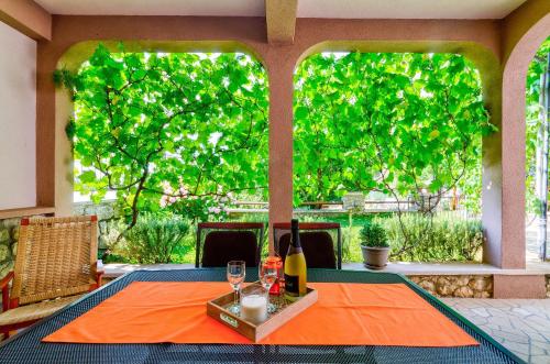 Idyllisches Apartment mit 2 Bikes, Grill, Haustiere erlaubt, Safe, WiFi