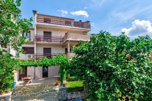 Idyllisches Apartment mit 2 Bikes, Grill, Haustiere erlaubt, Safe, WiFi