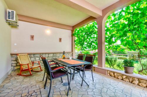 Idyllisches Apartment mit 2 Bikes, Grill, Haustiere erlaubt, Safe, WiFi