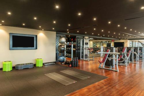 Fitnesscentret og/eller fitnessfaciliteterne på Grosvenor House, a Luxury Collection Hotel, Dubai