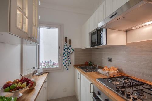 Apartments Florence- Gemma 2bd Tornabuoni area