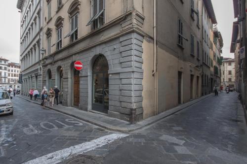 Apartments Florence- Gemma 2bd Tornabuoni area