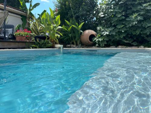 chez Marie, petit cocon avec piscine