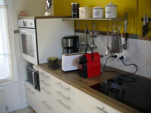 Η κουζίνα ή μικρή κουζίνα στο Villa Petit Pierre