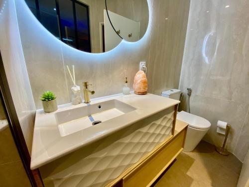 Ένα μπάνιο στο Le Bohème Spa, loveroom à Sète
