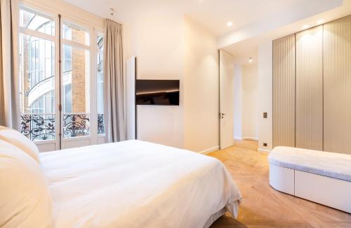 Luxurious Suite Eiffel Tower Flandrin Muette AC