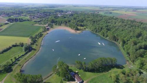 Gallery image of Chalet 3 étoiles - Parc aquatique - eebbhb in Moncontour-de-Poitou
