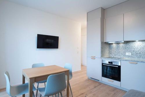 Una cocina o zona de cocina en HITrental Letzigrund - Apartment