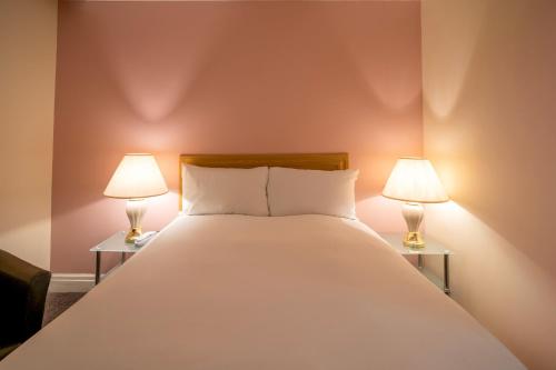 Double Room (No Windows)