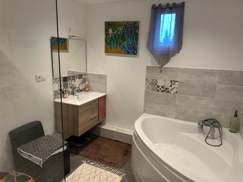 Photo de la galerie de l'établissement Ohana Lodge, à Pierrelatte