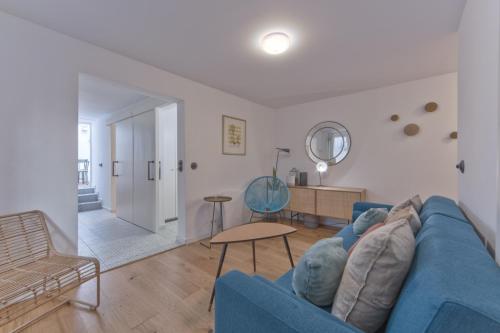 Alfama Design with Terrace by Homing