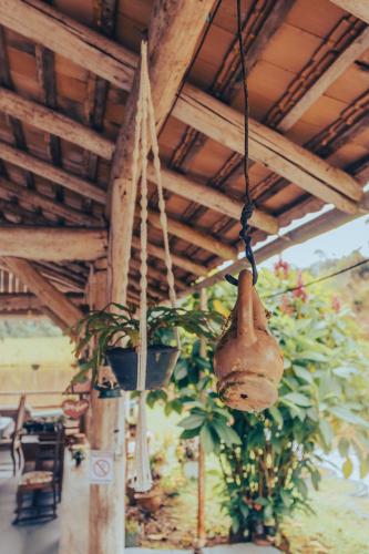 Un restaurante u otro lugar para comer en Pousada do Imigrante