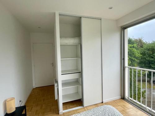 BnGo I Le Spacieux I 3 chambres, 2 salles de bain, 1 toilette, parking privé gratuit, 8 personnes, Vieux Lyon hypercentre photo 45
