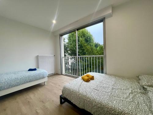 BnGo I Le Spacieux I 3 chambres, 2 salles de bain, 1 toilette, parking privé gratuit, 8 personnes, Vieux Lyon hypercentre photo 53