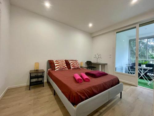 BnGo I Le Spacieux I 3 chambres, 2 salles de bain, 1 toilette, parking privé gratuit, 8 personnes, Vieux Lyon hypercentre photo 50