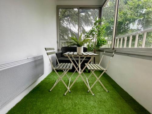 BnGo I Le Spacieux I 3 chambres, 2 salles de bain, 1 toilette, parking privé gratuit, 8 personnes, Vieux Lyon hypercentre photo 21