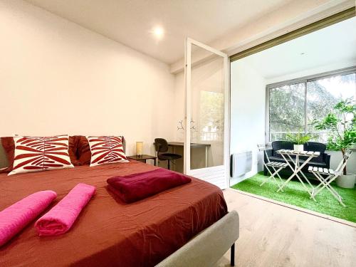 BnGo I Le Spacieux I 3 chambres, 2 salles de bain, 1 toilette, parking privé gratuit, 8 personnes, Vieux Lyon hypercentre photo 10