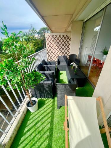 BnGo I Le Spacieux I 3 chambres, 2 salles de bain, 1 toilette, parking privé gratuit, 8 personnes, Vieux Lyon hypercentre photo 16