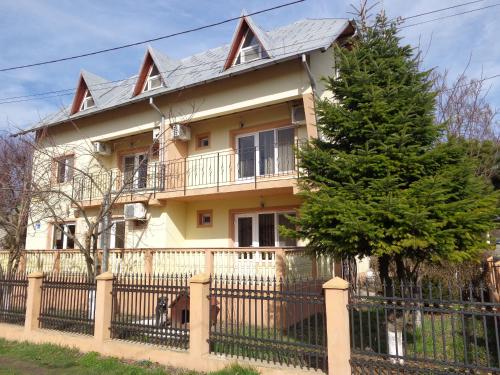 Budova, kde se bed and breakfast nachází