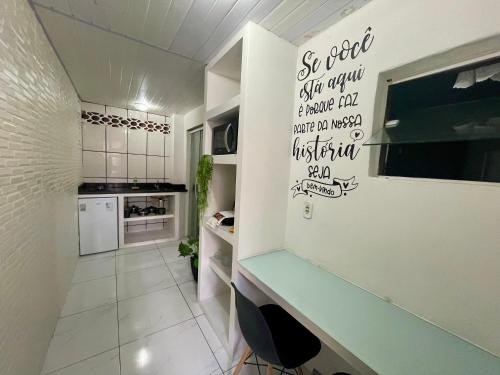 Cuisine ou kitchenette dans l'établissement Loft de Praia in Búzios - 10 min a pé da Rua das Pedras