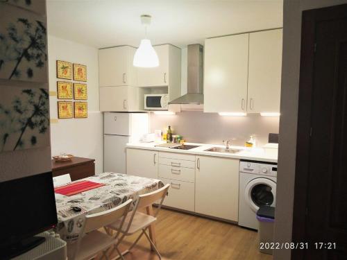 Small Apartment in Malaga next to the beach