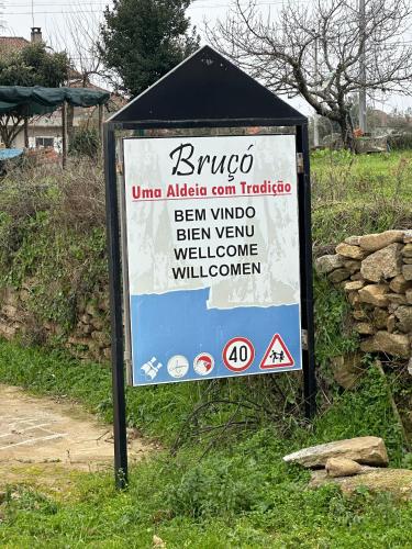 Photo de la galerie de l'établissement Casa Das Aguas Ferreas Bruco, à Bruçó