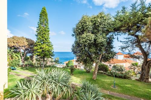 Canico Sea Garden by Homie