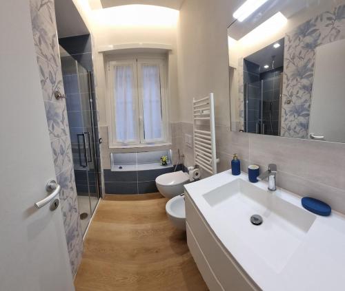 Ένα μπάνιο στο Domus de Core