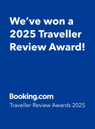 a blue background with the text weve won a traveller review award at Apartamento Imperial no Centro de Petrópolis in Petrópolis