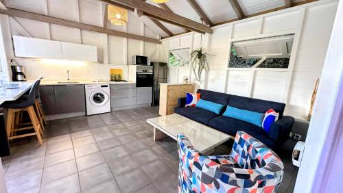 Η κουζίνα ή μικρή κουζίνα στο Diamant Vert - Villa Bwa Floté, entre mer & montagnes