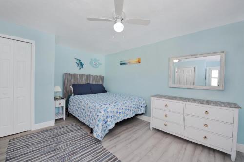 Postel nebo postele na pokoji v ubytování MT Under the Sea #4 by Sun Palace Vacations