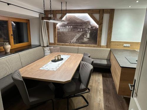 Fotografie z fotogalerie ubytování Ferienhaus Köck v destinaci Kartitsch