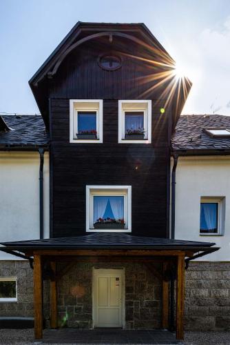 シャレーが所在する建物