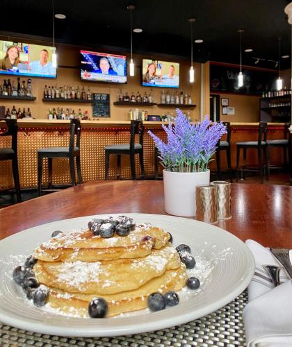 Mad på hotellet eller i nærheden