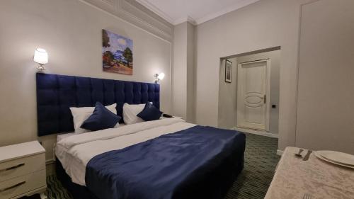 Gambar di galeri bagi Retro Art Boutique Hotel di Baku