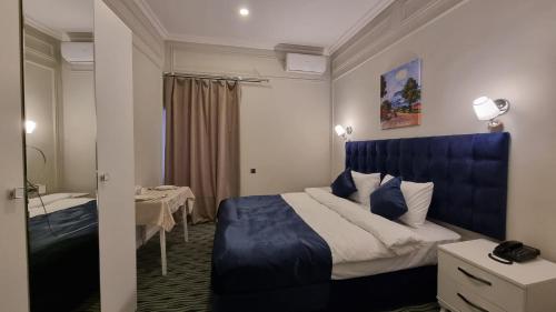 Gambar di galeri bagi Retro Art Boutique Hotel di Baku