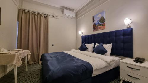 Gambar di galeri bagi Retro Art Boutique Hotel di Baku