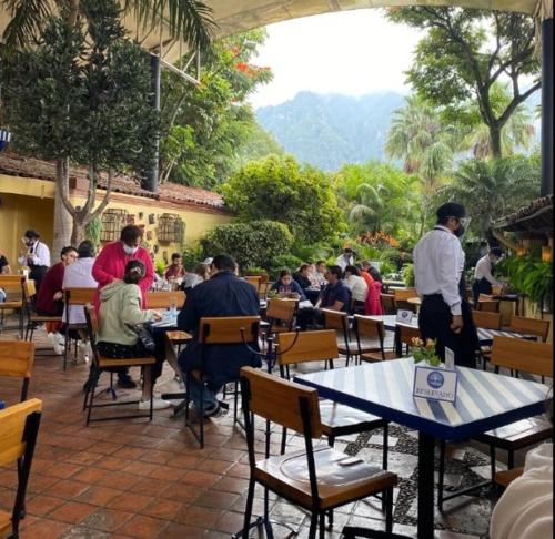 Επισκέπτες που μένουν στο Hotel El Ciruelo, Tepoztlán