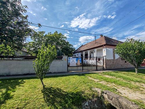 Diófa vendégház Cserépfalu