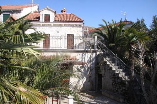 Seaside holiday house Sutivan, Brac - 23655