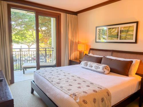 Postel nebo postele na pokoji v ubytování Ko Olina Beach Villas B304 - 3BR Luxury Condo with Stunning Ocean View & 2 Free Parking