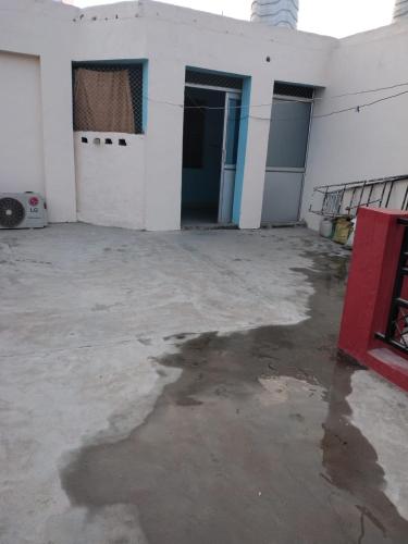 Gambar di galeri bagi Pathak's home di Faizābād