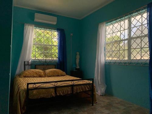 Jude Apartments photo 2