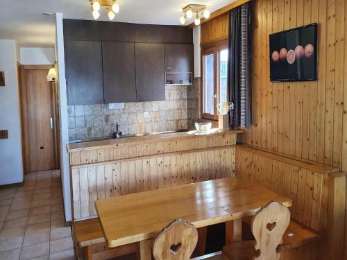 Apartment for 8 in Veysonnaz