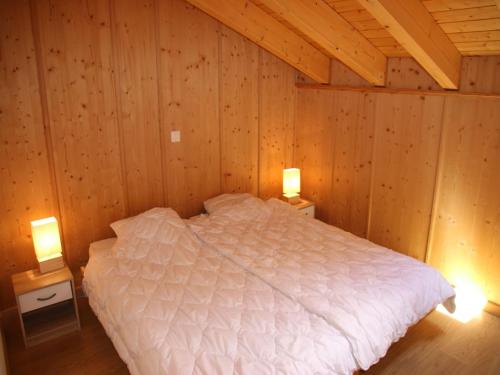 Chalet in Veysonnaz with mountain view