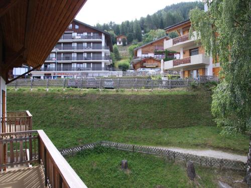 Apartment with balcony views of Nendaz